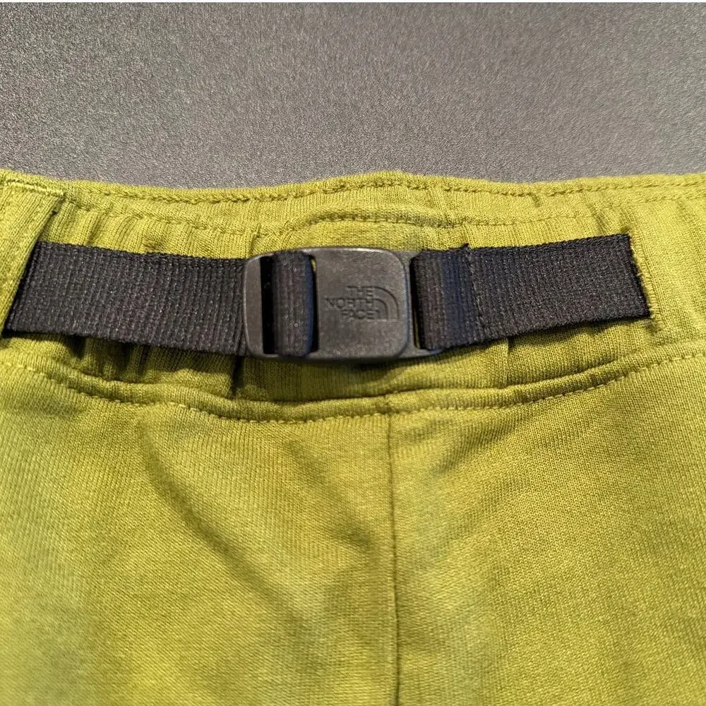 NWT The North Face Maxys Shorts, Forest Olive, Men's Small